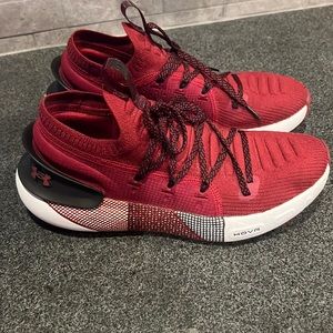 HOVR Under Armor Women’s 10 Men’s 8.5